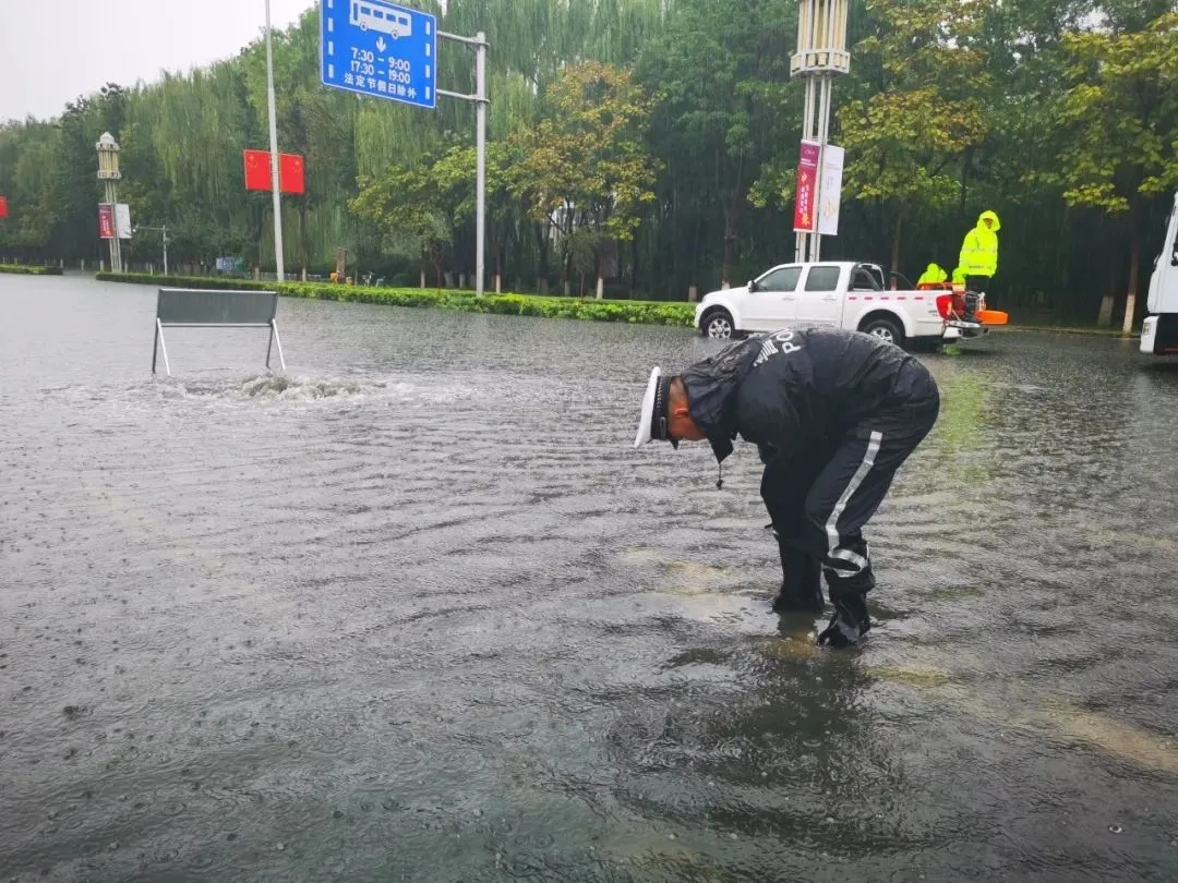 四川绵阳暴雨最新报道，城市面临严峻挑战，全力应对保护人民生命财产安全